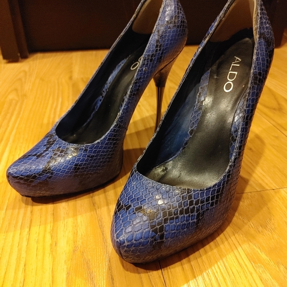 Blue snake skin Aldo size 36 shoe - Picture 3 of 3